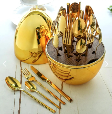Set de 24 Cubiertos Premium Color Oro